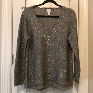 Chico’s long sleeved heather gray vneck sweater with tiny metallic sequins (L)